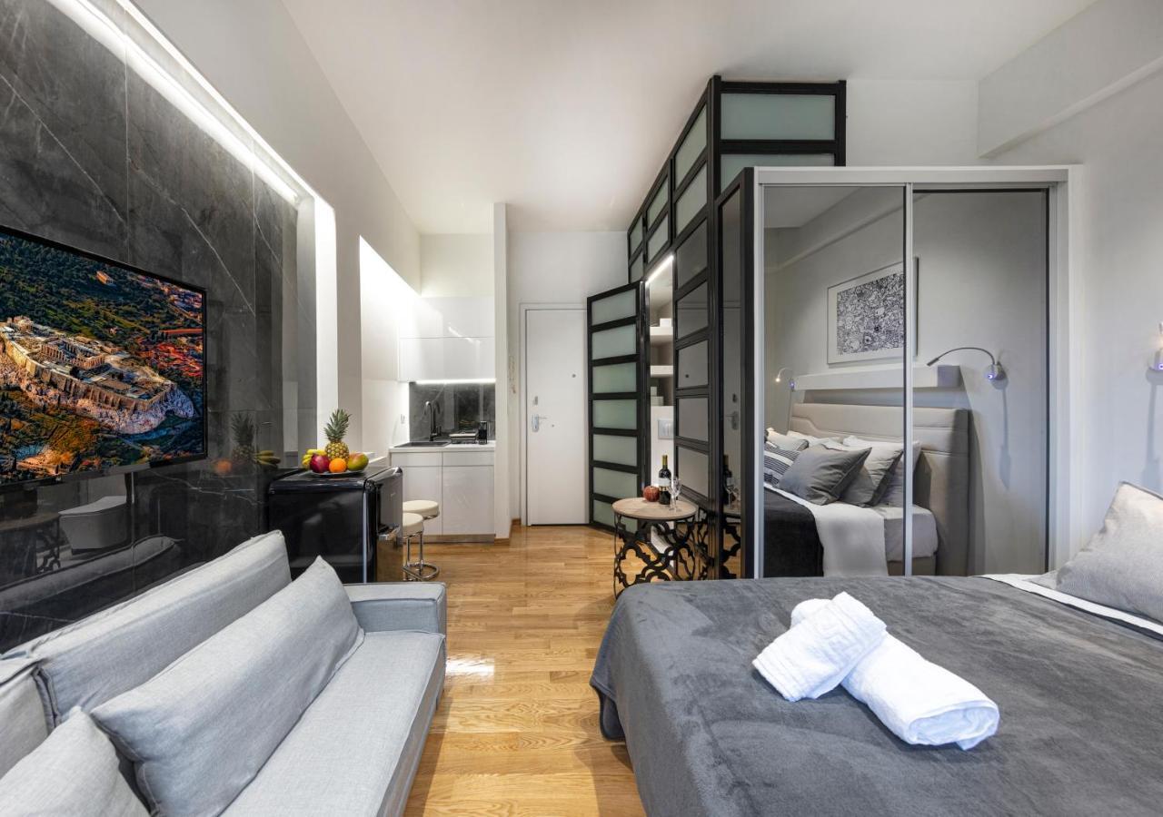 The Monastiraki Metro Lux Suite! เอเธนส์ ภายนอก รูปภาพ