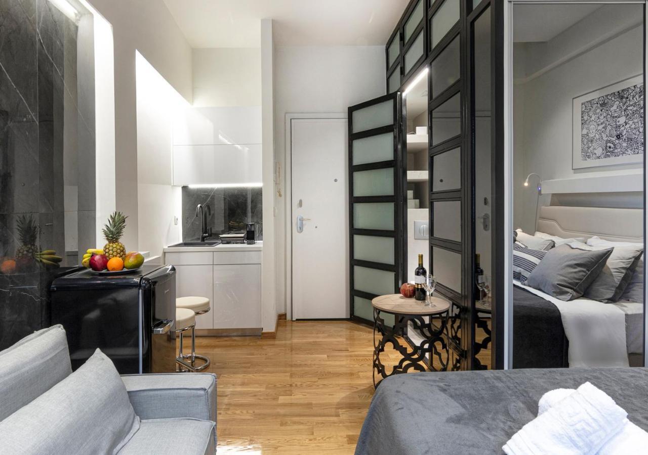 The Monastiraki Metro Lux Suite! เอเธนส์ ภายนอก รูปภาพ